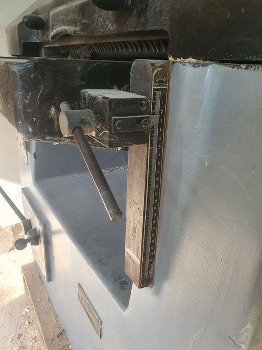 Дърводелски Щрайхмус / Дебелина