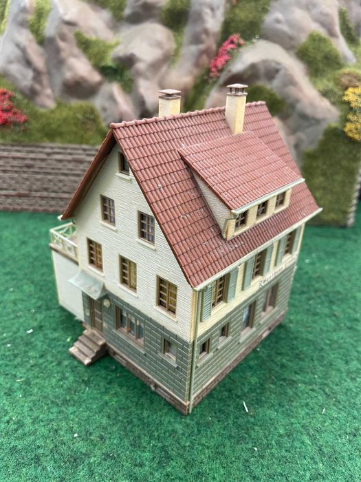 Сгради за макет на влак диорама пост H0 1:87 ЖП моделизъм