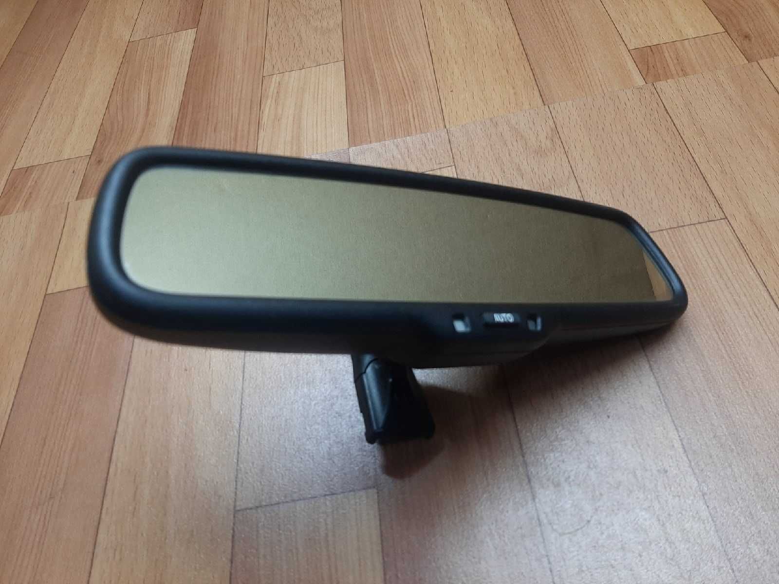 Продам зеркало заднего вида салонное с автозатемнение Toyota Camry 50