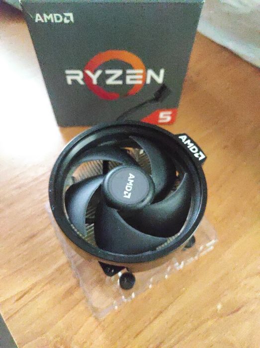 Cooler pentru procesor AMD Ryzen 5