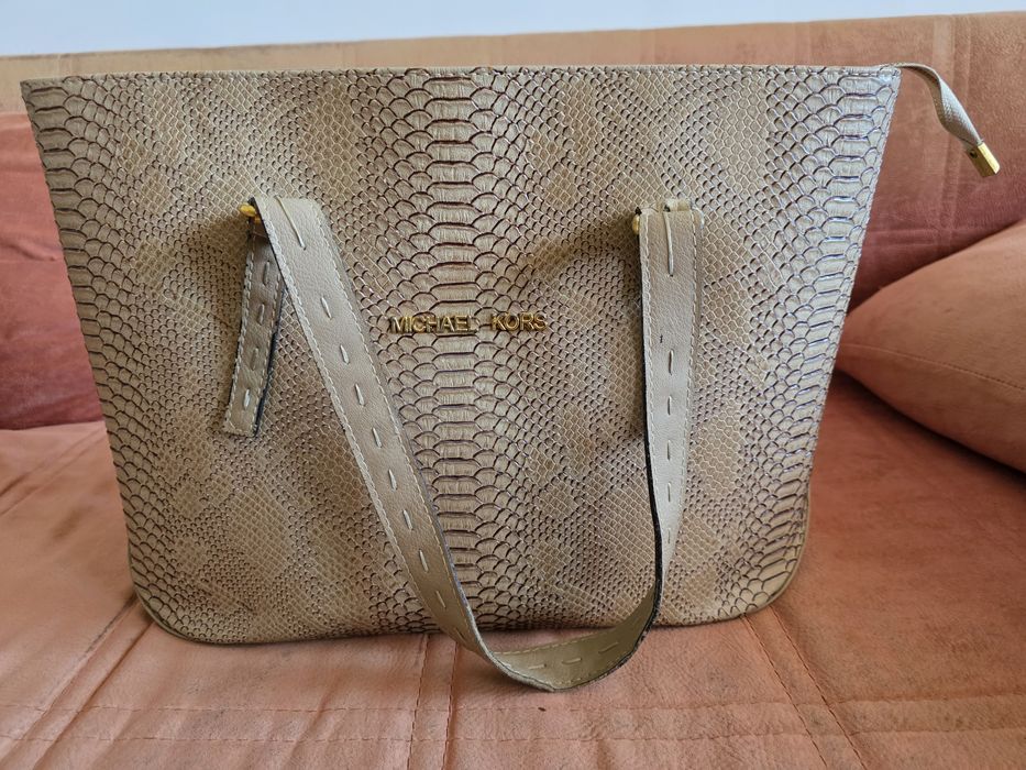 Geantă damă Michael Kors folosită