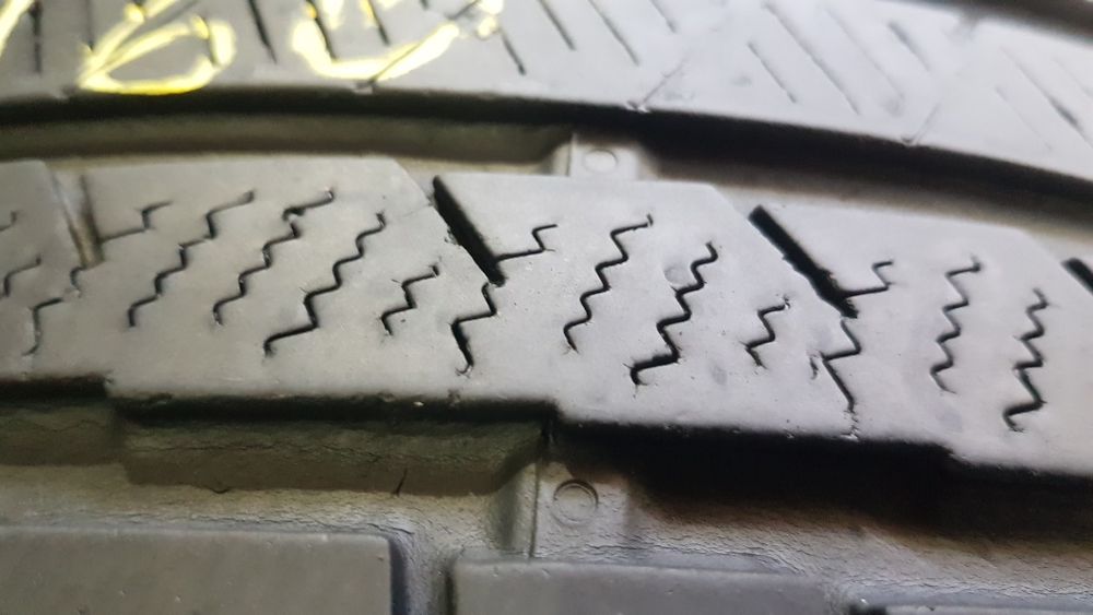 Anvelope 2x245 45 18 continental iarna dot 19 mm 5