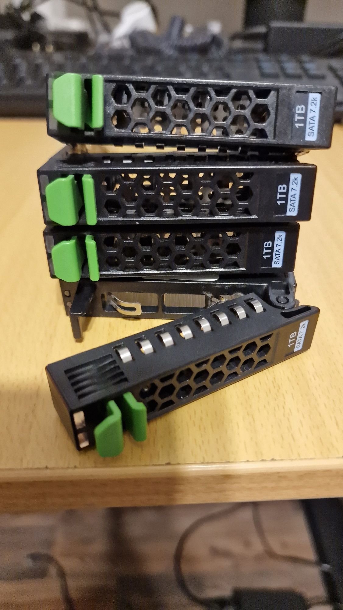 Primergy Caddy 2.5" HDD SSDA3C40135103