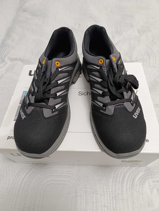 Adidași / Pantofi de protecție Uvex (Noi) mărimea 41