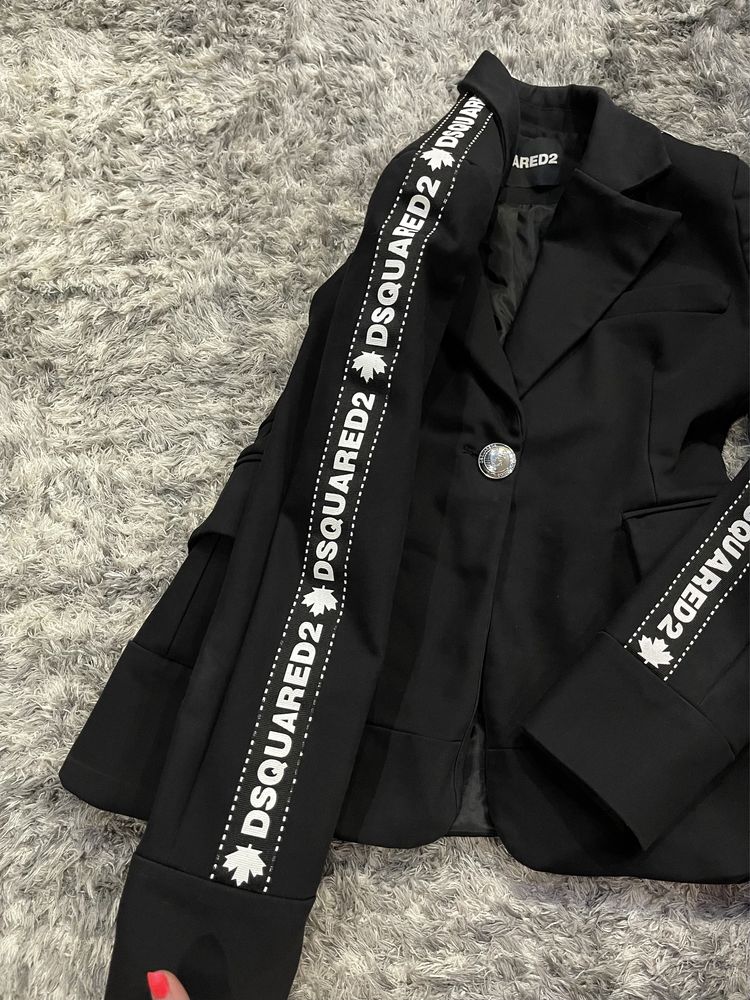 Сако Dsquared2