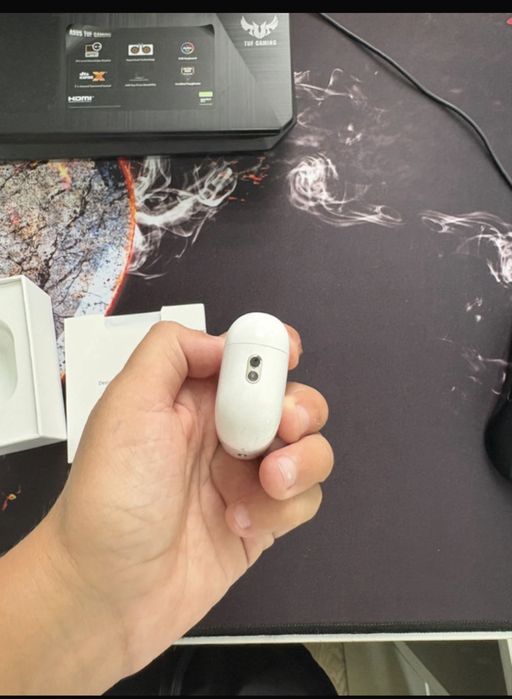 Vand airpods 2 pro 100% originale intr o stare foarte buna