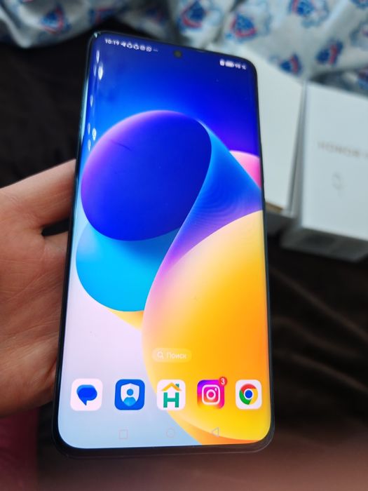 Honor 90 срочно  5 G /256/8+8GB