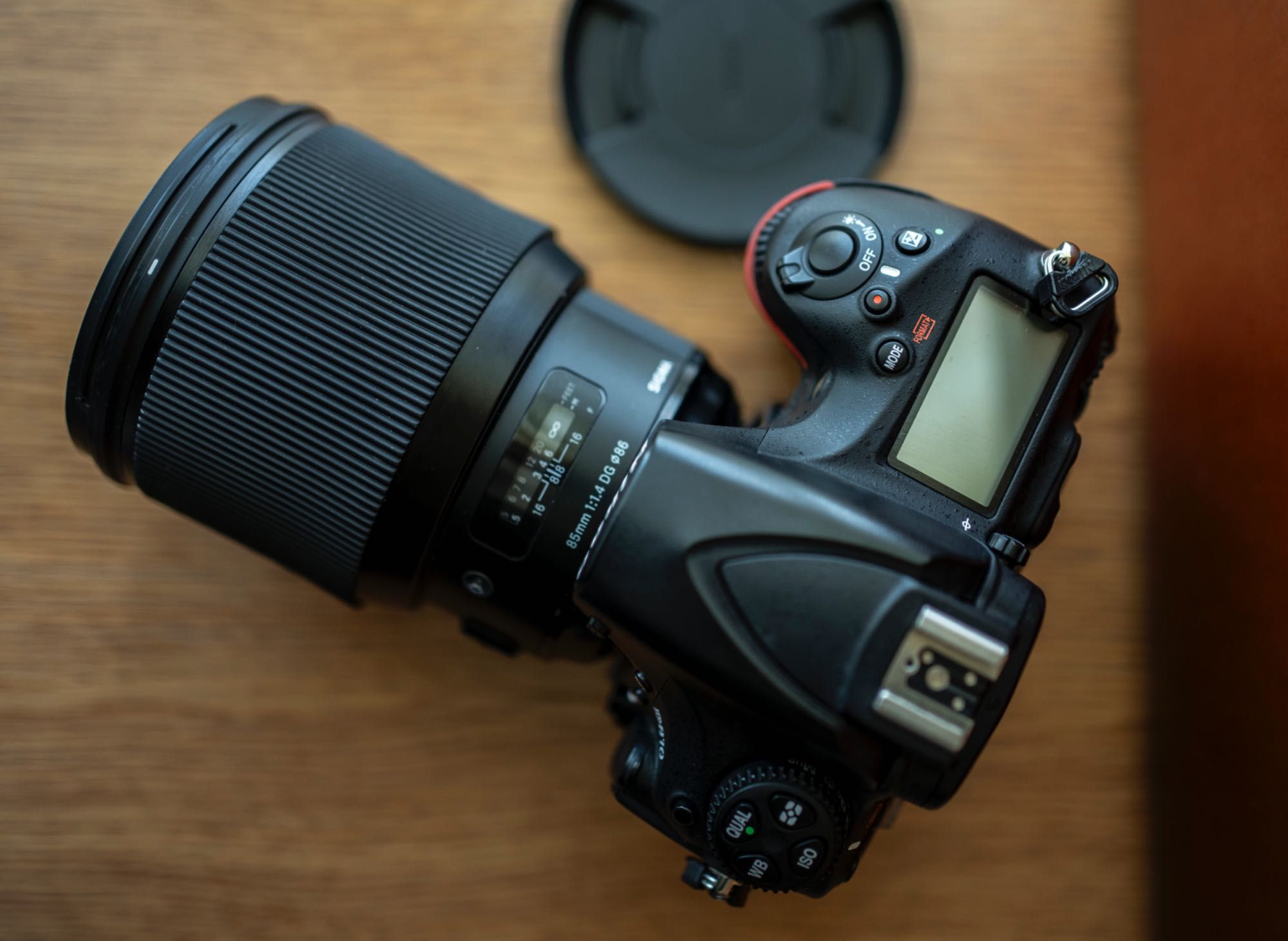Фотоапарат Nikon D810 + 4 обектива