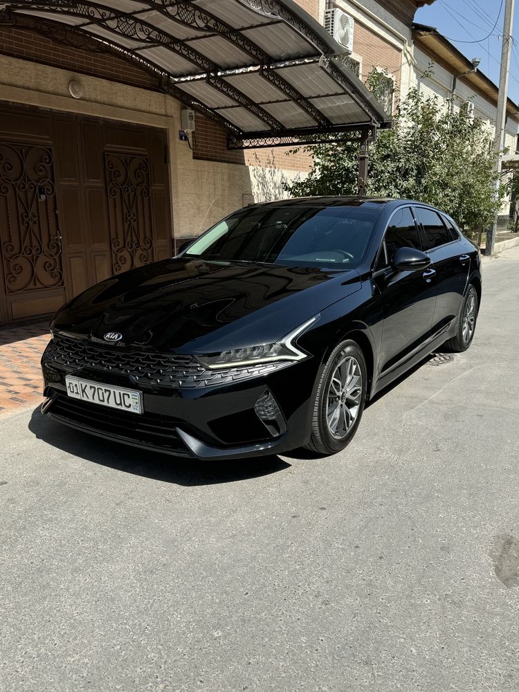 Kia K5 ponorama lyuk
