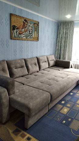 Продам диван. Почти новый.