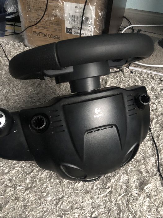 !СПЕШНО! Волан с педали logitech