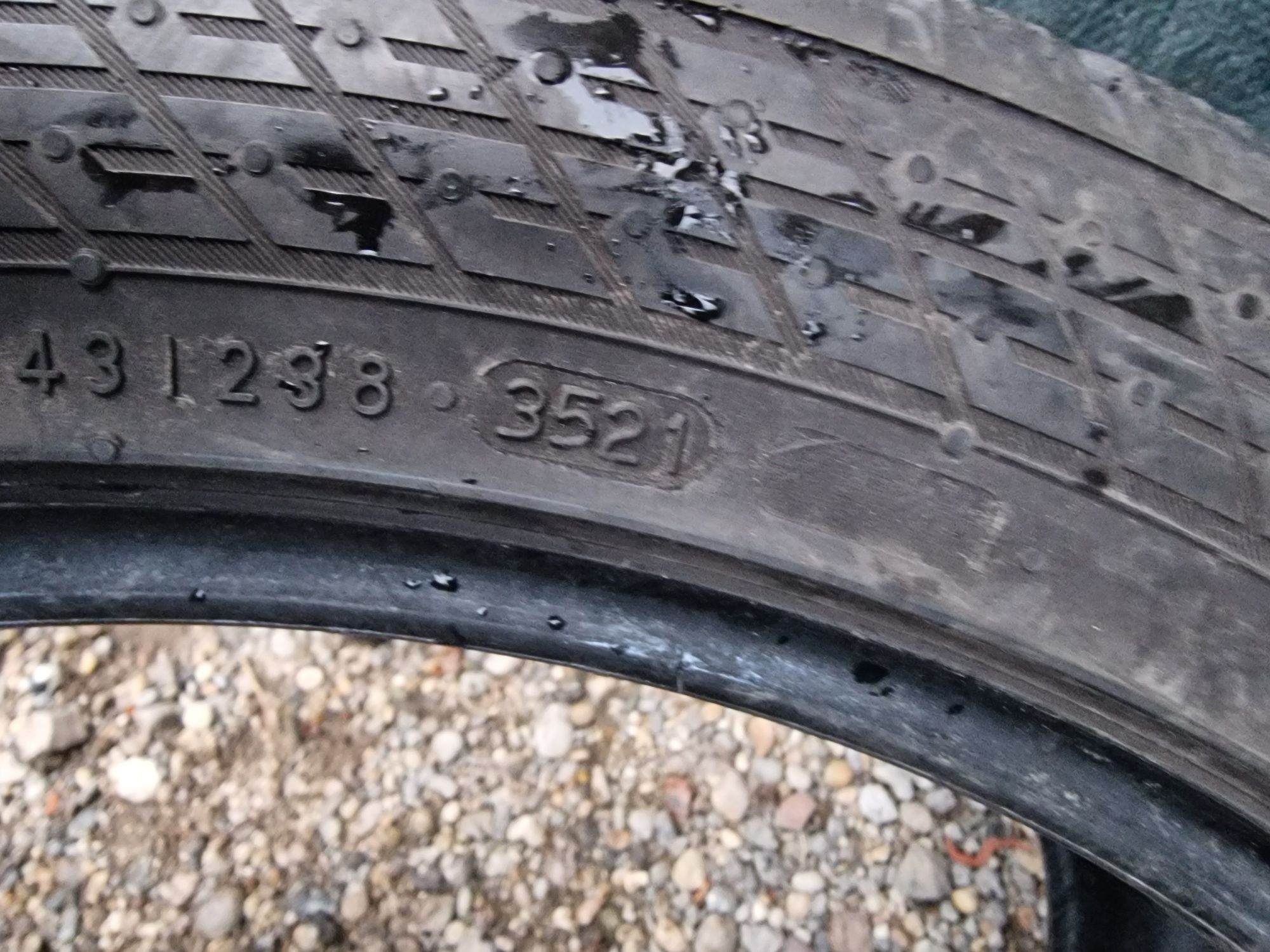 Anvelope 225/45R18 marca Nokian, DOT 2021, M +S