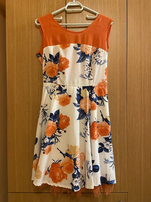 Rochie vaporoasa marimea 38