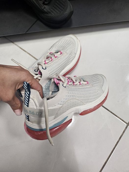 Зара маратонки 32 номер