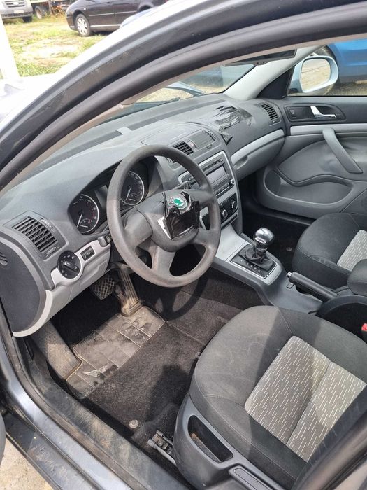Dezmembrez Skoda Octavia II Facelift Break 1.2 TSI 105 cai cutie DSG 7
