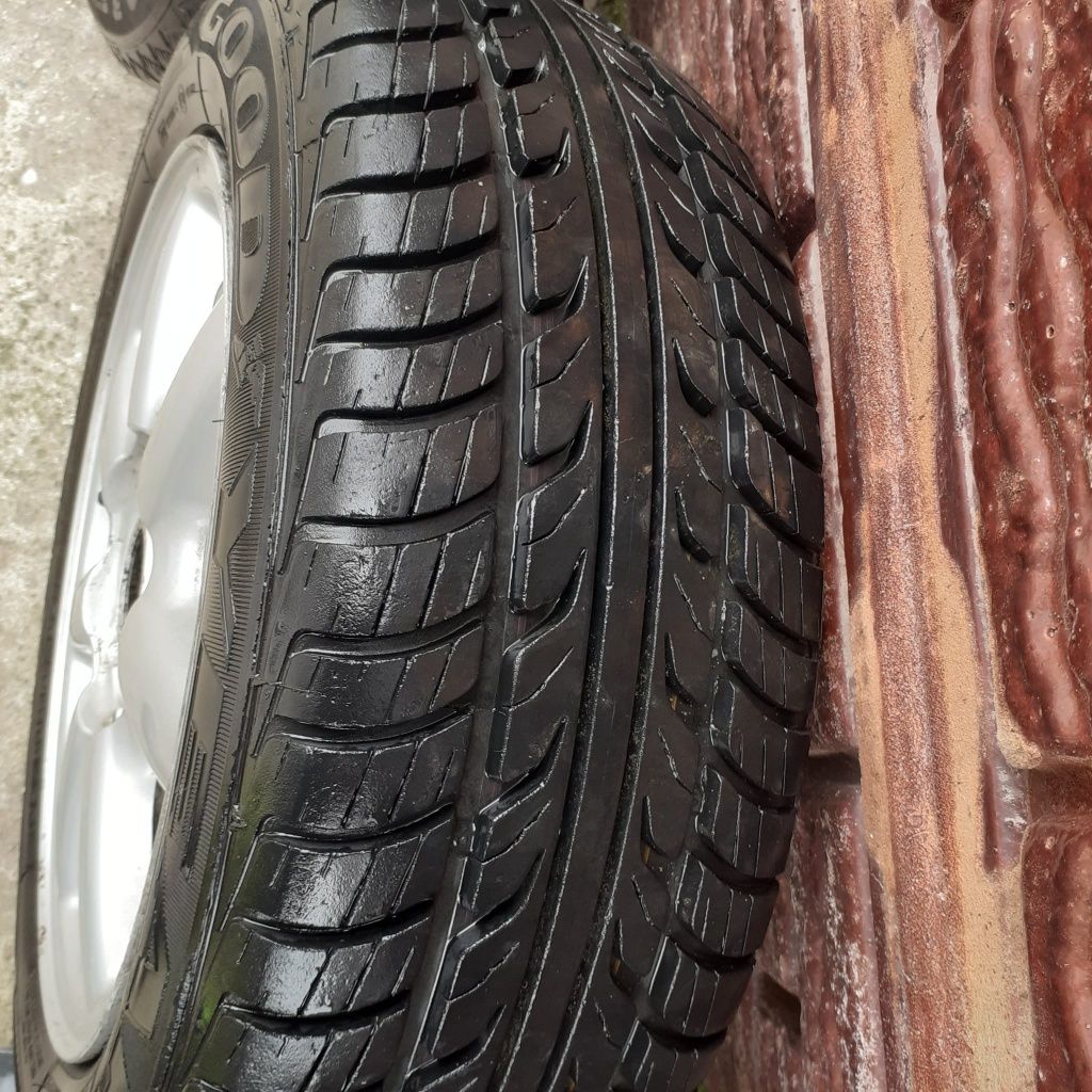 Jante cu anvelope de iarna pentru golf 3 185/65 r14