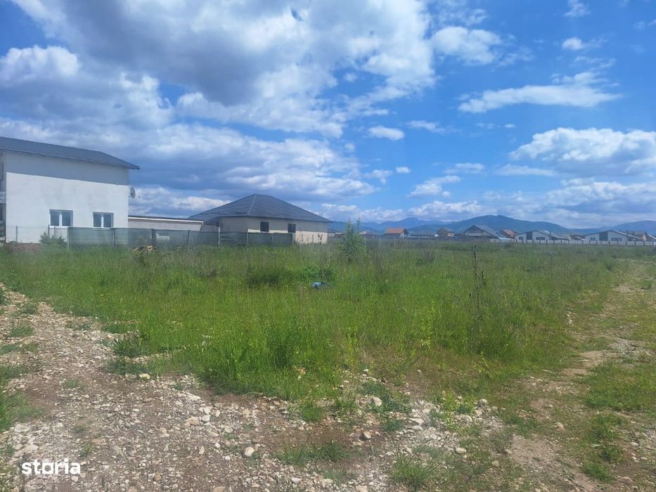 Teren in Izvor