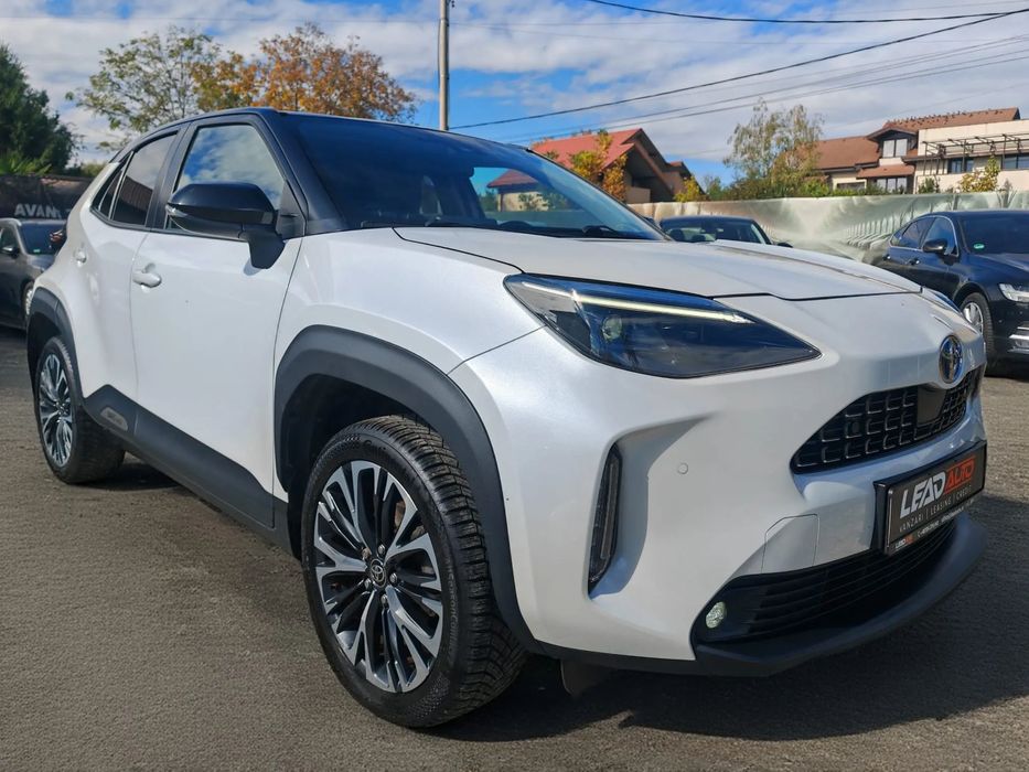 Toyota Yaris Cross 4x4 Collection/FullLED/HeadUp/Piele/Garantie auto/Leasing/Credit