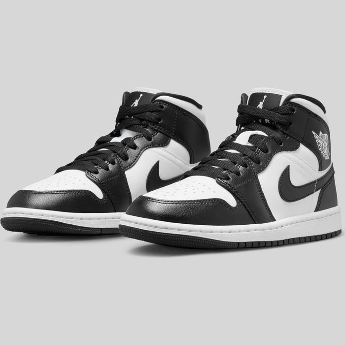 Jordan 1 Mid Noi Originali Marime: 42,5; 43; 44