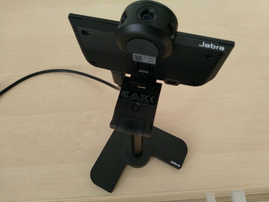 Jabra PanaCast cu suport telescopic