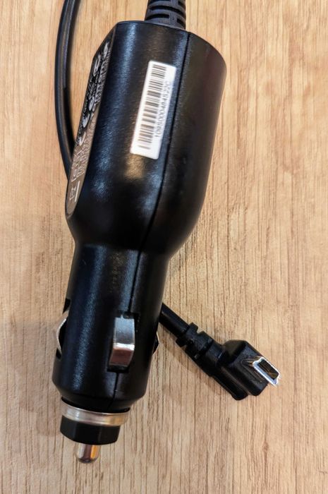 Автомобильная зарядка USB Mini B
