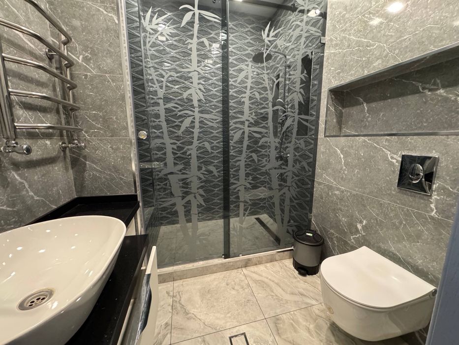 Аренда коммерческого помещения 200 м² Первая линия Хумо Арена мебелью