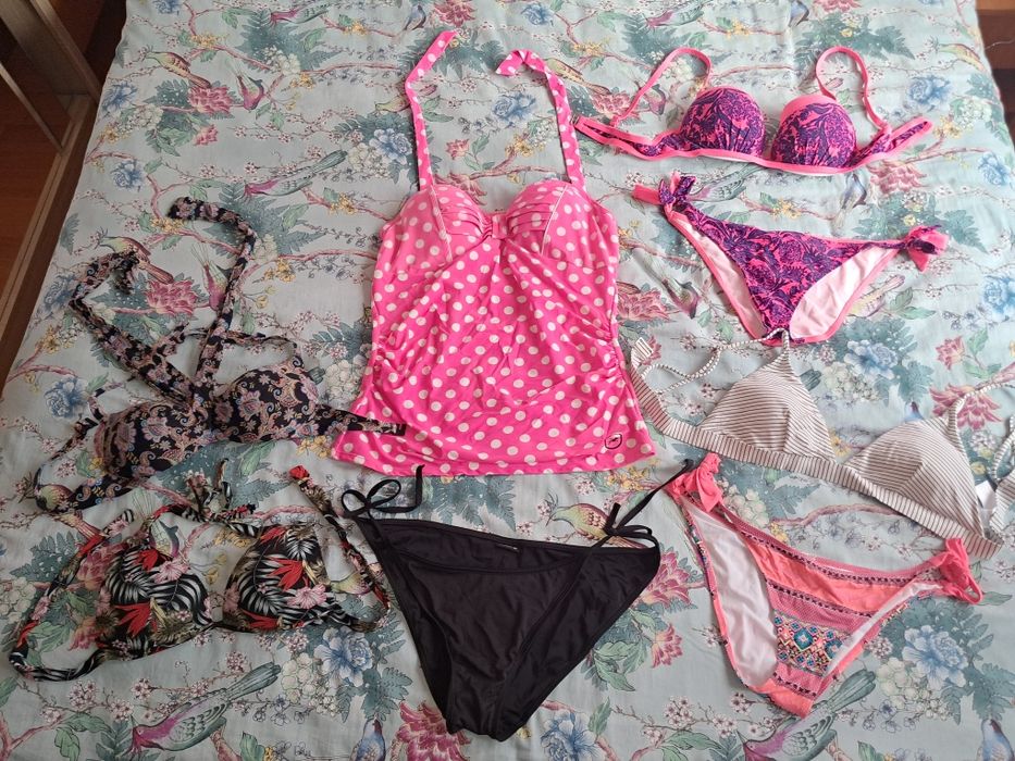 LOT 8piese Costume de baie 44/L sau XL, slip ajustabil, cupa sutien B