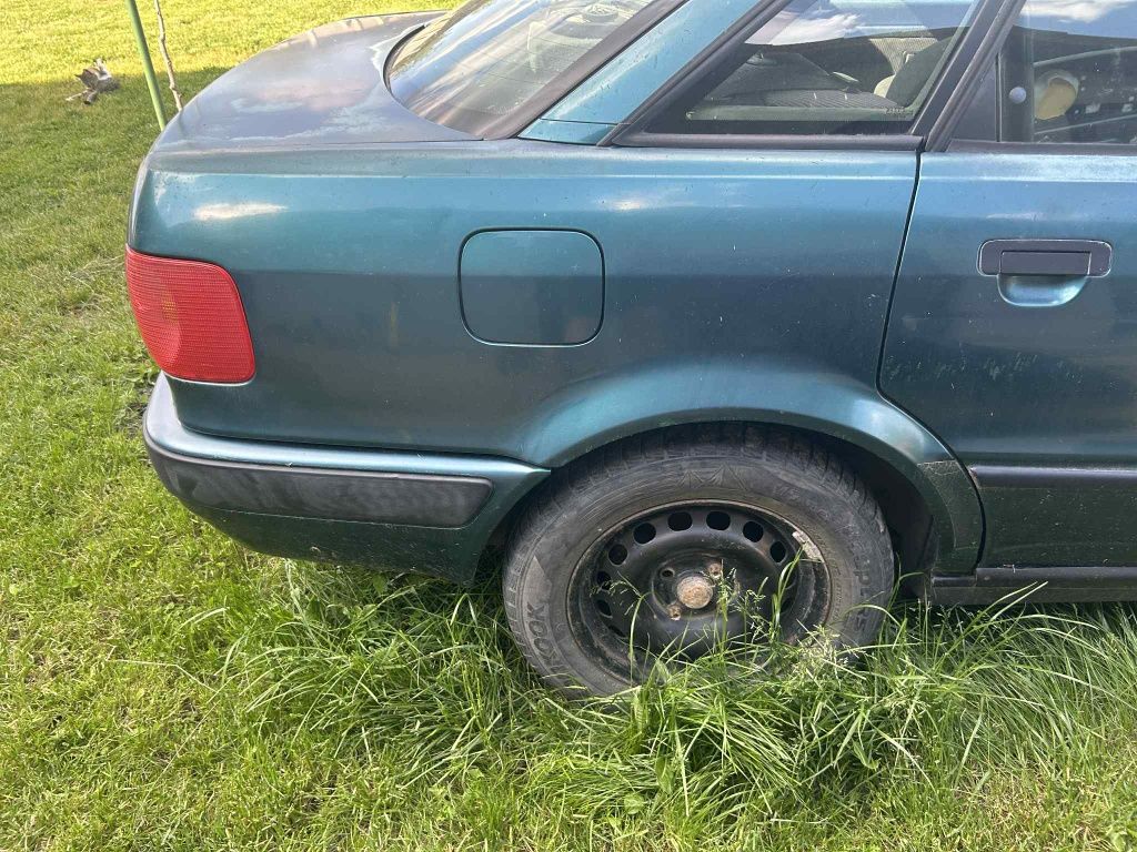 Vand audi 80 butoias din anul 1993