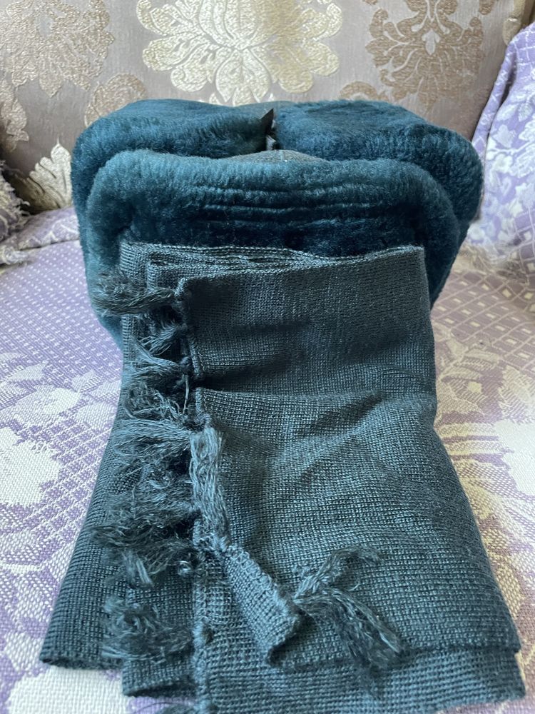 Продам шапку зимнюю с кашне