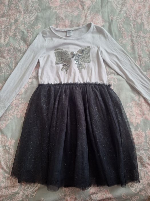 Официални и ежедневни рокли