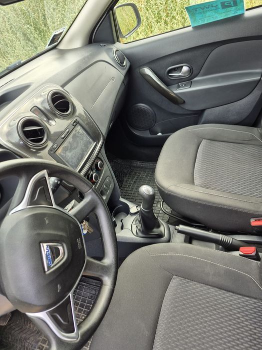 Dacia Sandero 2017