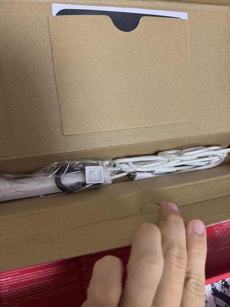 Клавиатура HyperX Alloy Origins 60 розовый