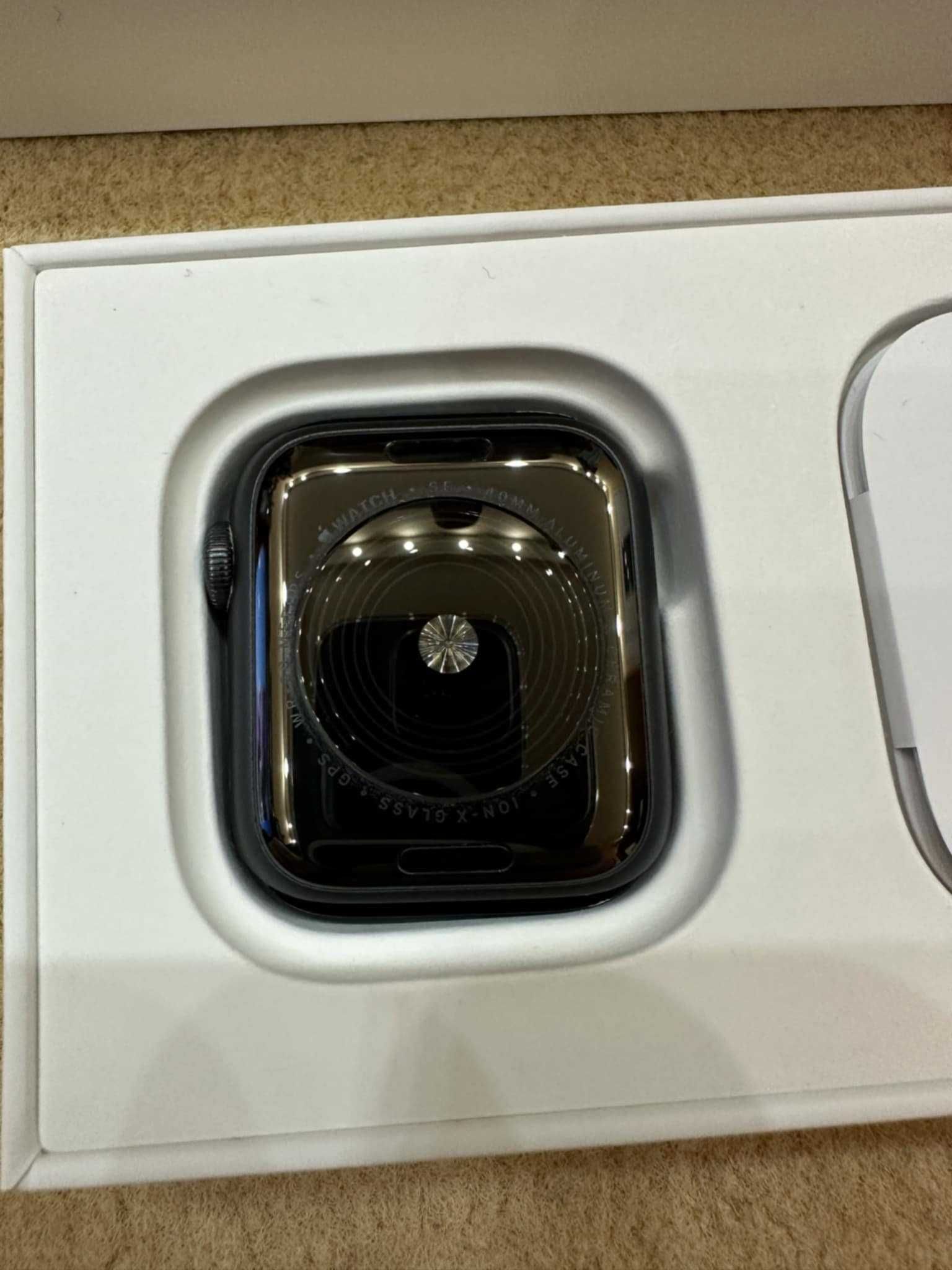 Apple Watch SE 2020