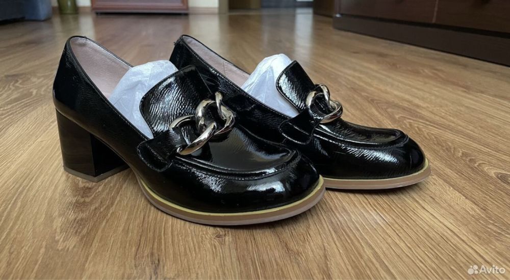 Туфли Лоферы женские лаковые