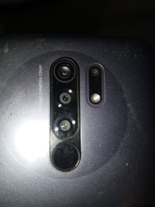 Redmi 9 a sotiladi ideal xolatda bita usta korsa yangidey