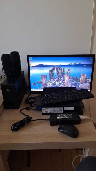 calculator +monitor+sistem audio+mouse +tastatura