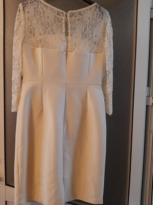 Нова рокля л размер