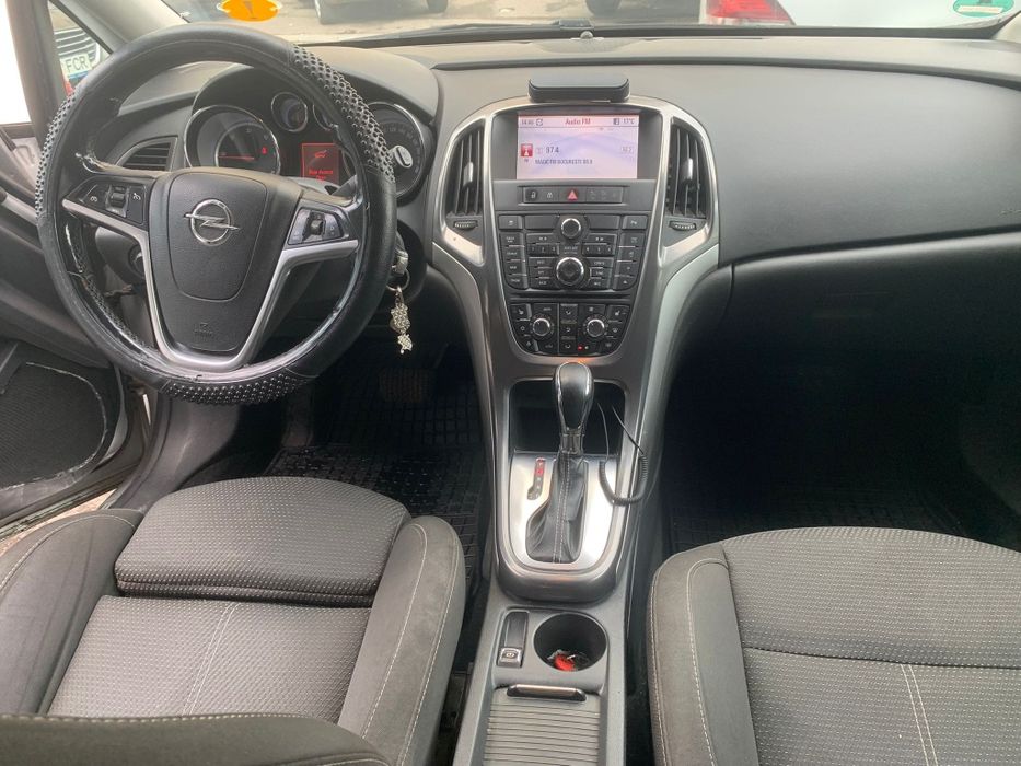 Opel Astra 2.0 CDTI  (2012)