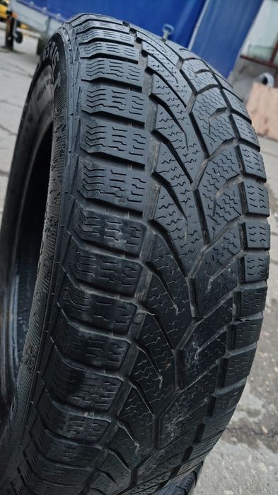 2 anvelope iarna General altimax 195 65 15