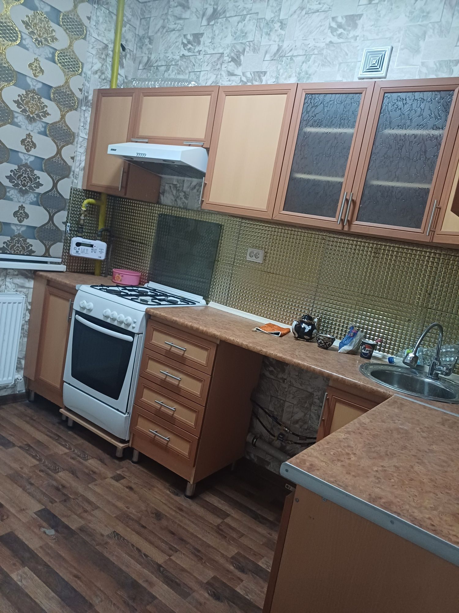 Срочна 2 хоналик уй ижарага берилади