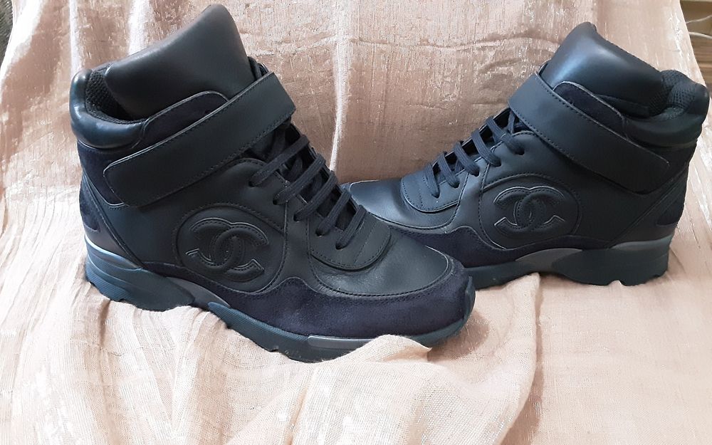 (37) CHANEL оригинални сникърси естествена кожа
