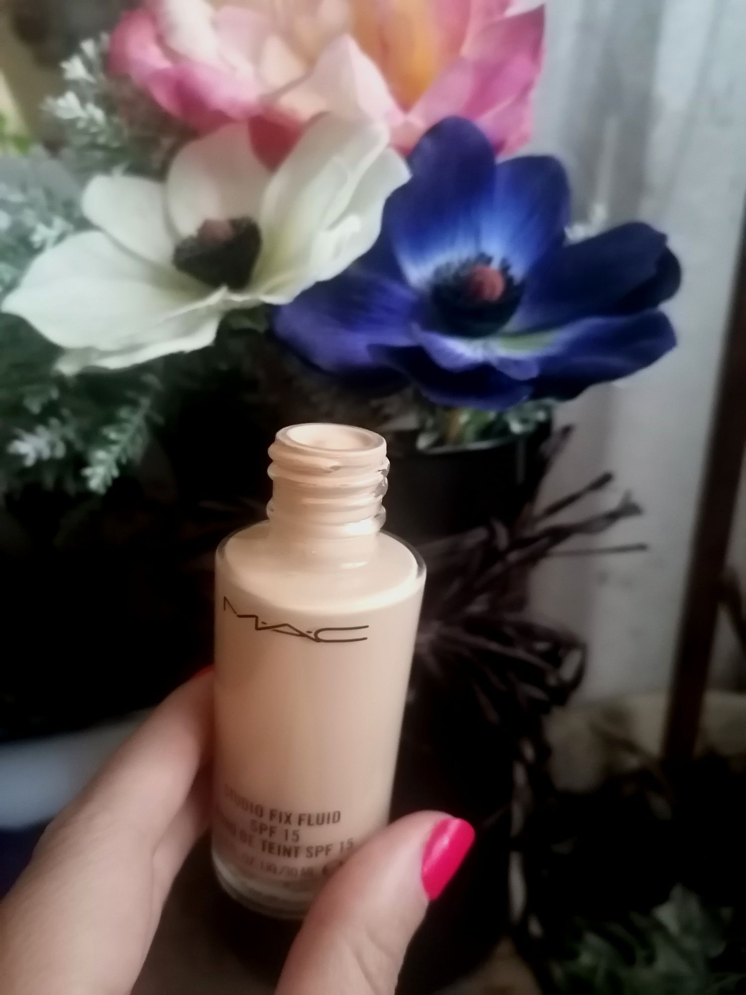 MAC Fluid spf 15