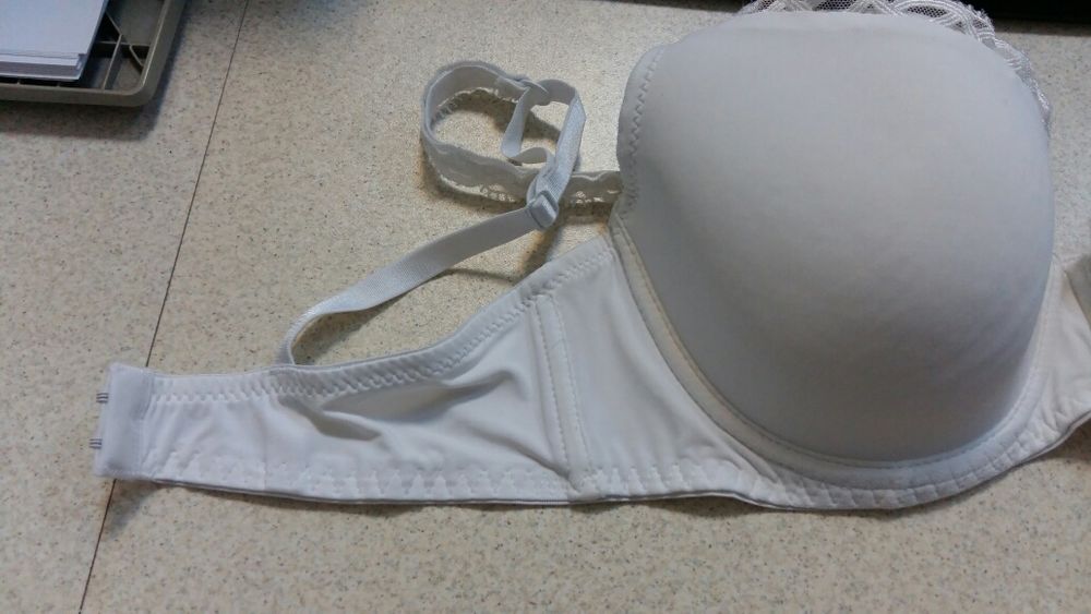 Sutiene calitate la preț pe jumatate