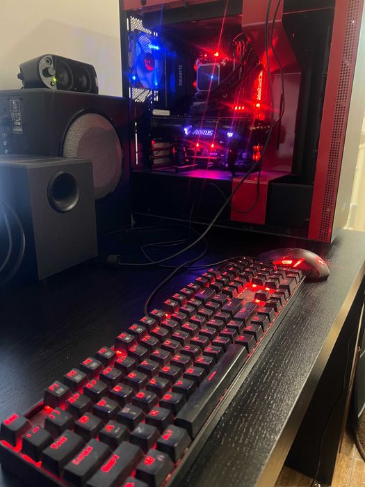 PC Gaming – i7 7700K | GTX 1080 Ti AORUS | SSD 1TB | NZXT H210i