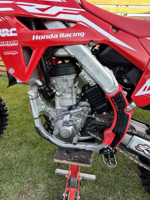 Honda CRF250R model 2022 2 seturi de roti recent adusa UK