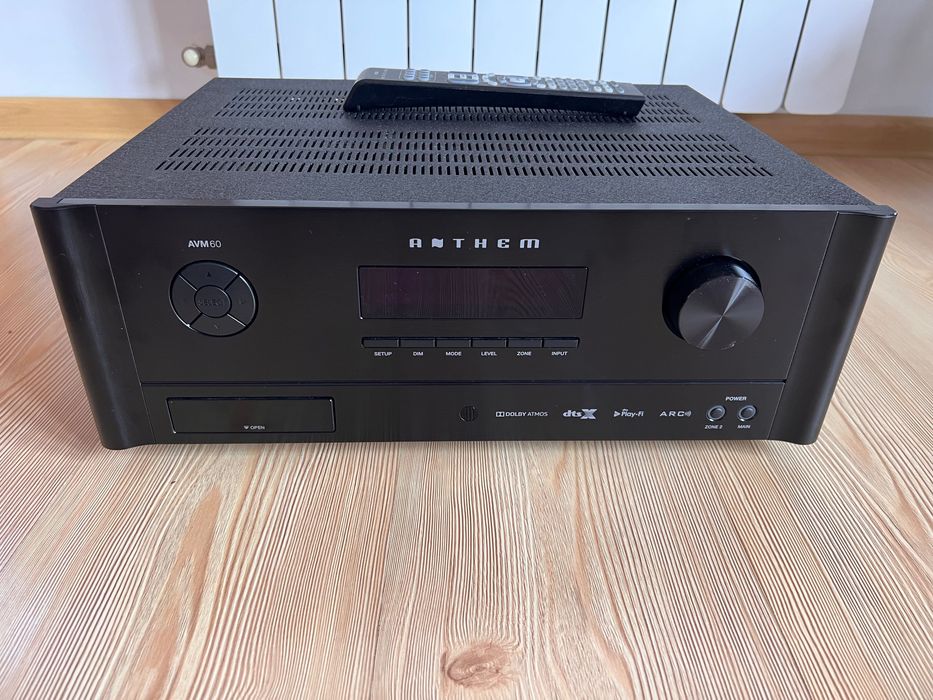 Anthem AVM 60 (Предусилвател)