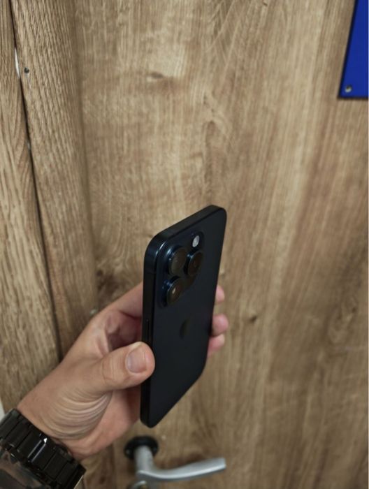 IPhone 15 pro 256 GB