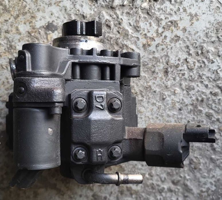 Pompă diesel Siemens VDO K06-01 Ford Mondeo, defectă pentru piese