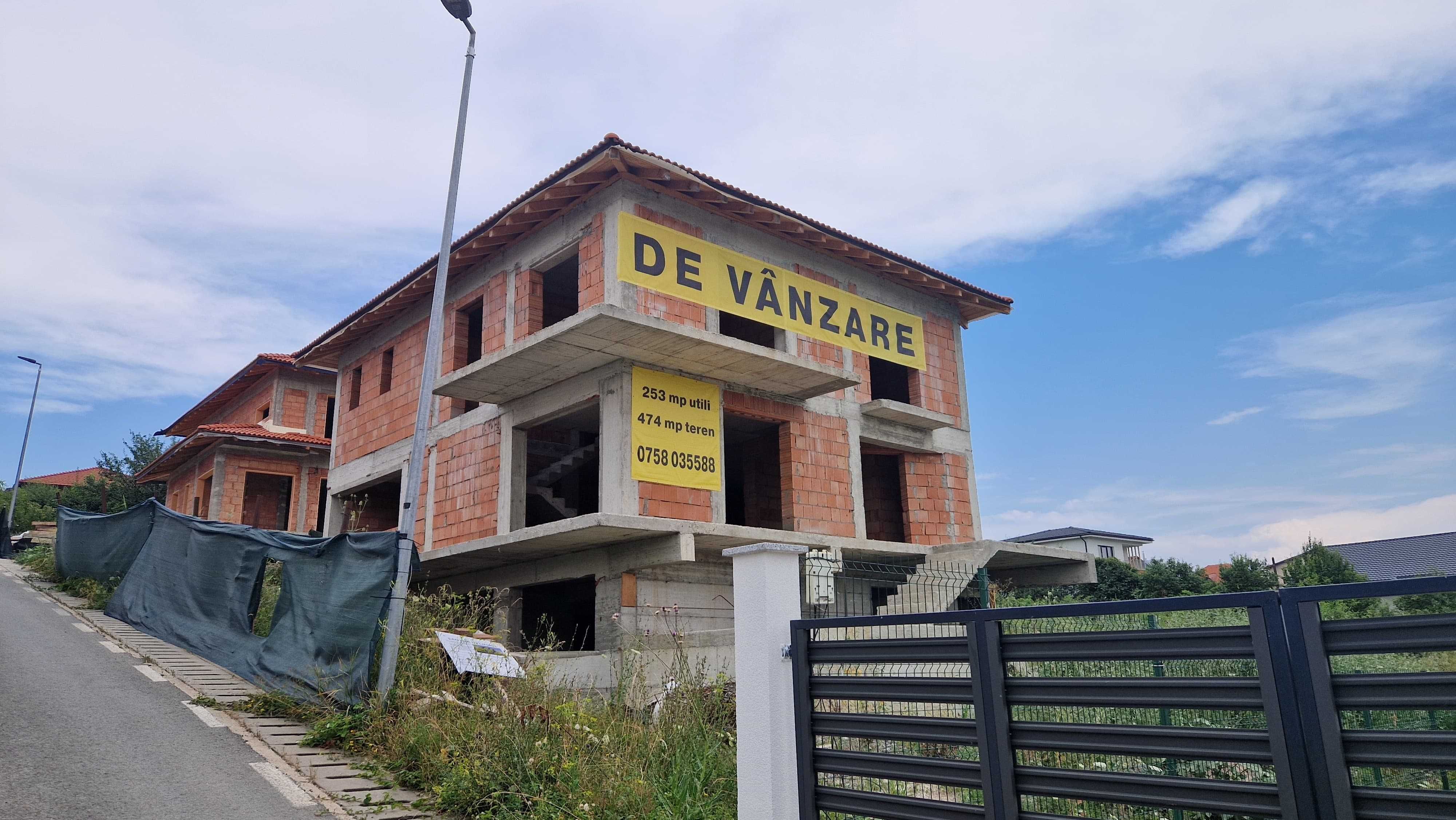 Casă individuală la roşu | 253 mp | 474 mp teren | intrare Chinteni