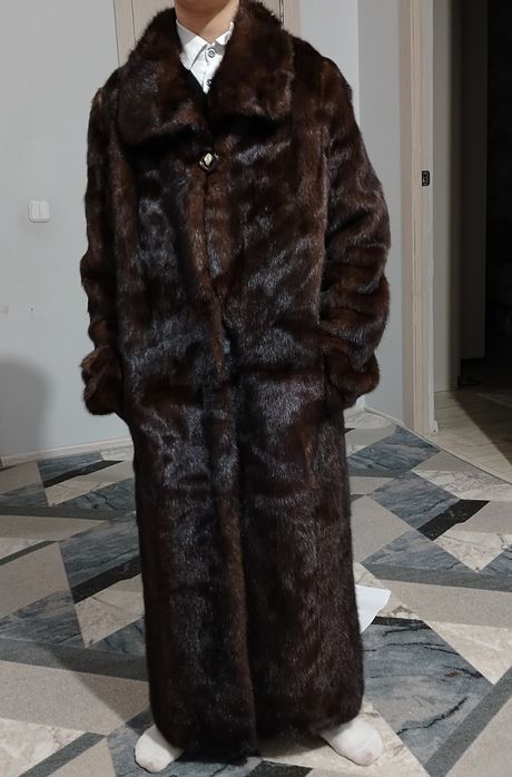 Норковая шубка продам